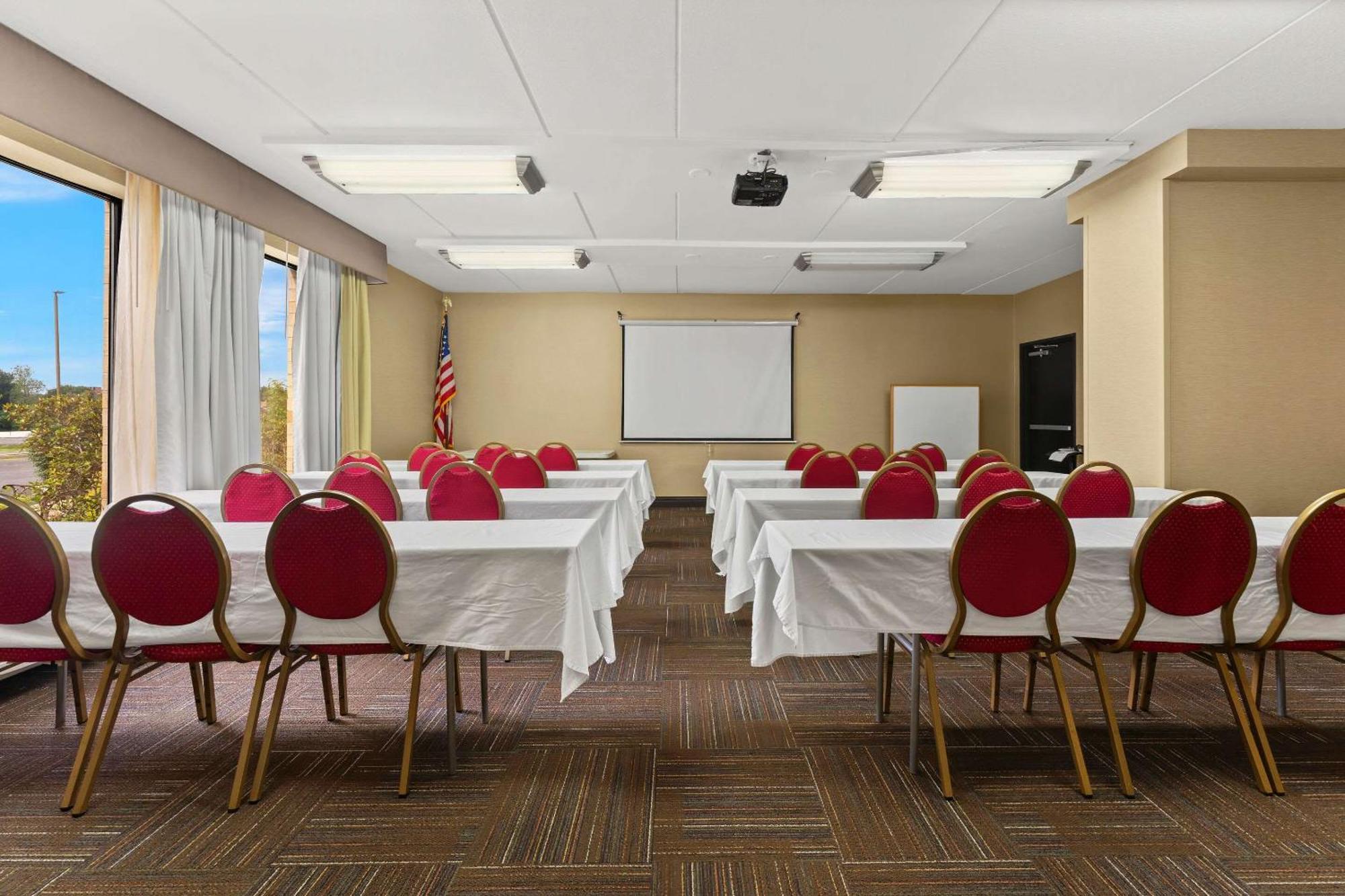 Comfort Inn Lehigh Valley West Fogelsville Kültér fotó