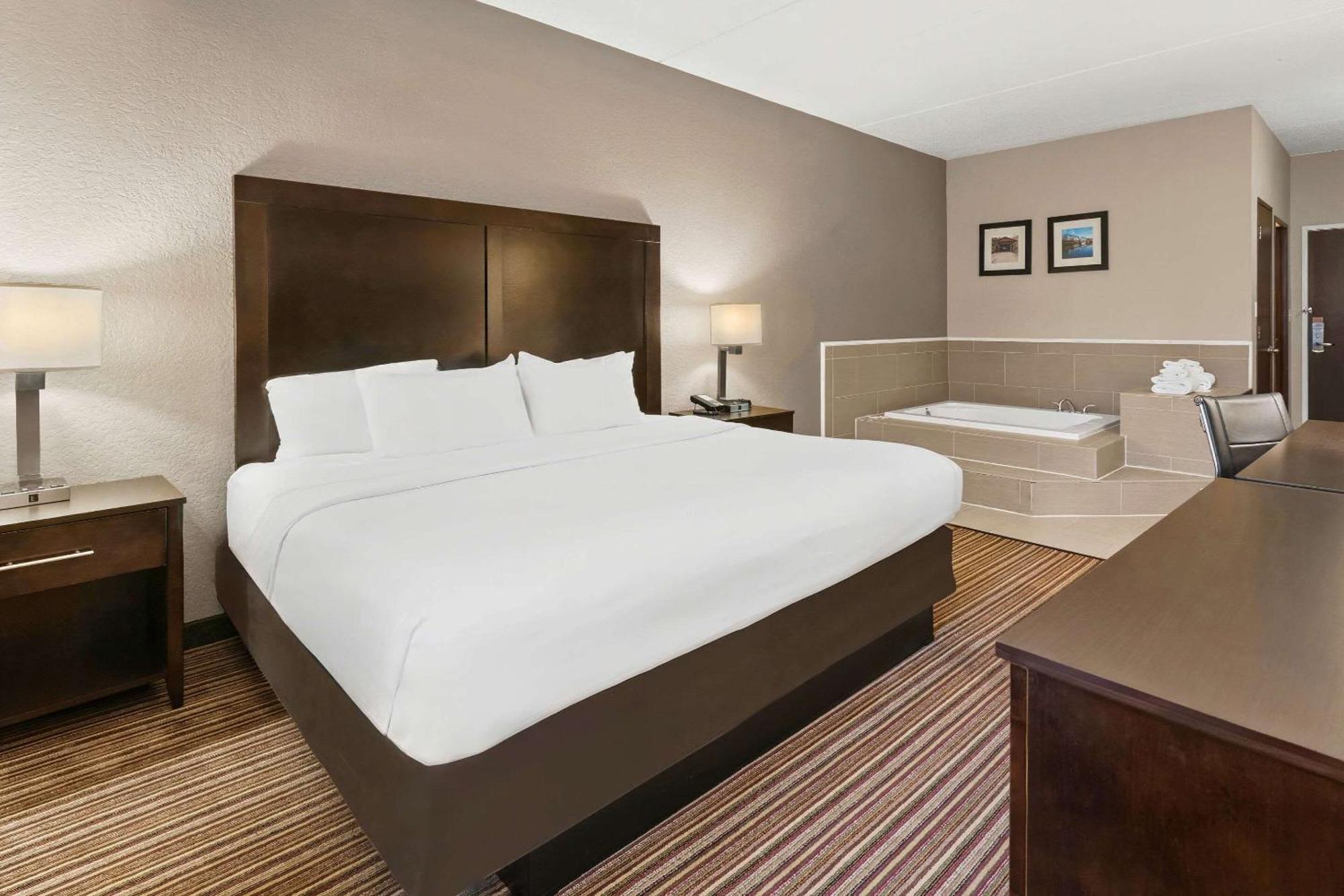 Comfort Inn Lehigh Valley West Fogelsville Kültér fotó